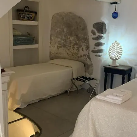 Halgoduria Gæstehus 4*